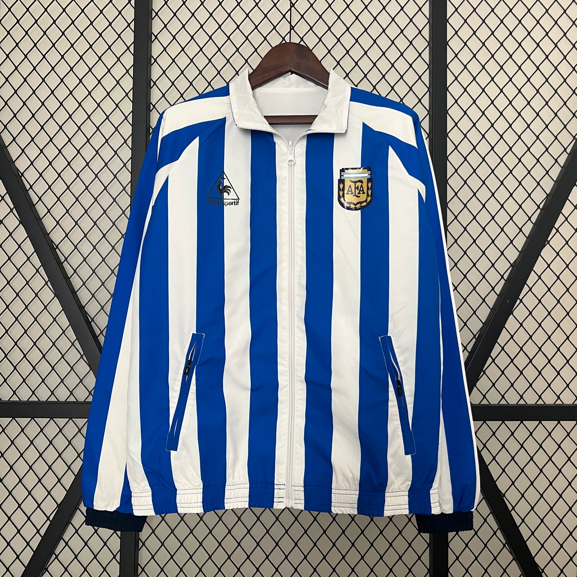 CHAQUETA REVERSIBLE ARGENTINA 2024 - La Casa del Fútbol