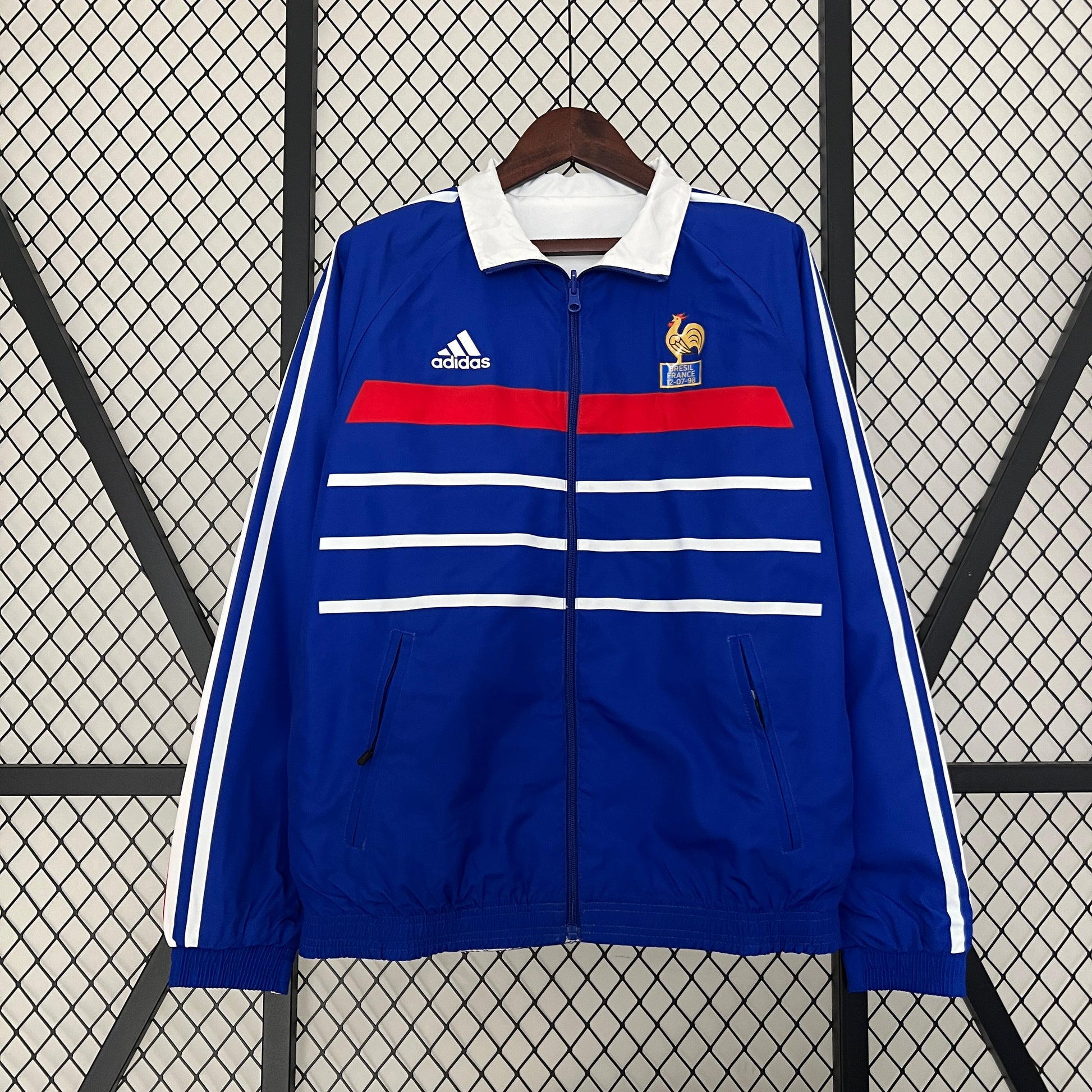 CHAQUETA REVERSIBLE FRANCIA 2024 - La Casa del Fútbol