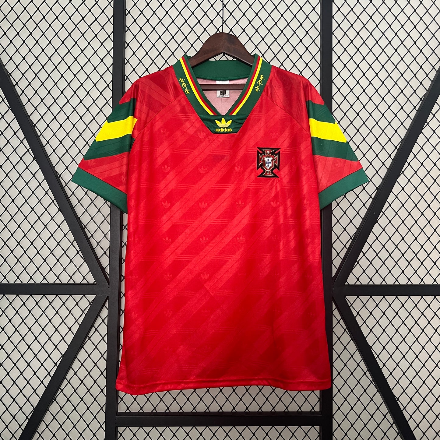 CAMISETA RETRO PORTUGAL LOCAL 1992 - La Casa del Fútbol