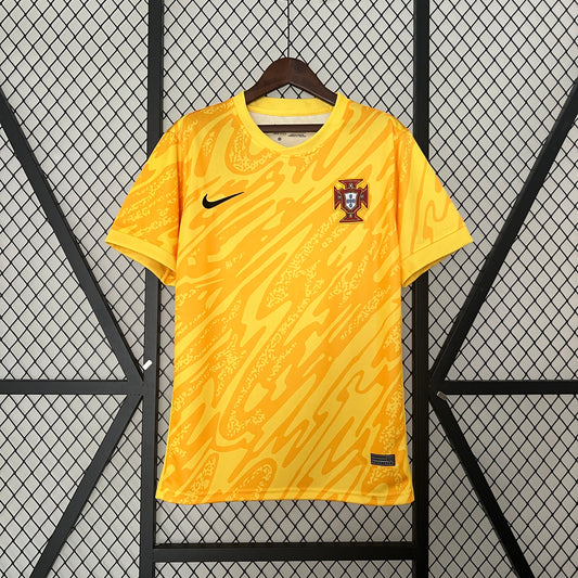 CAMISETA PORTUGAL PORTERO AMARILLA 2024 - La Casa del Fútbol