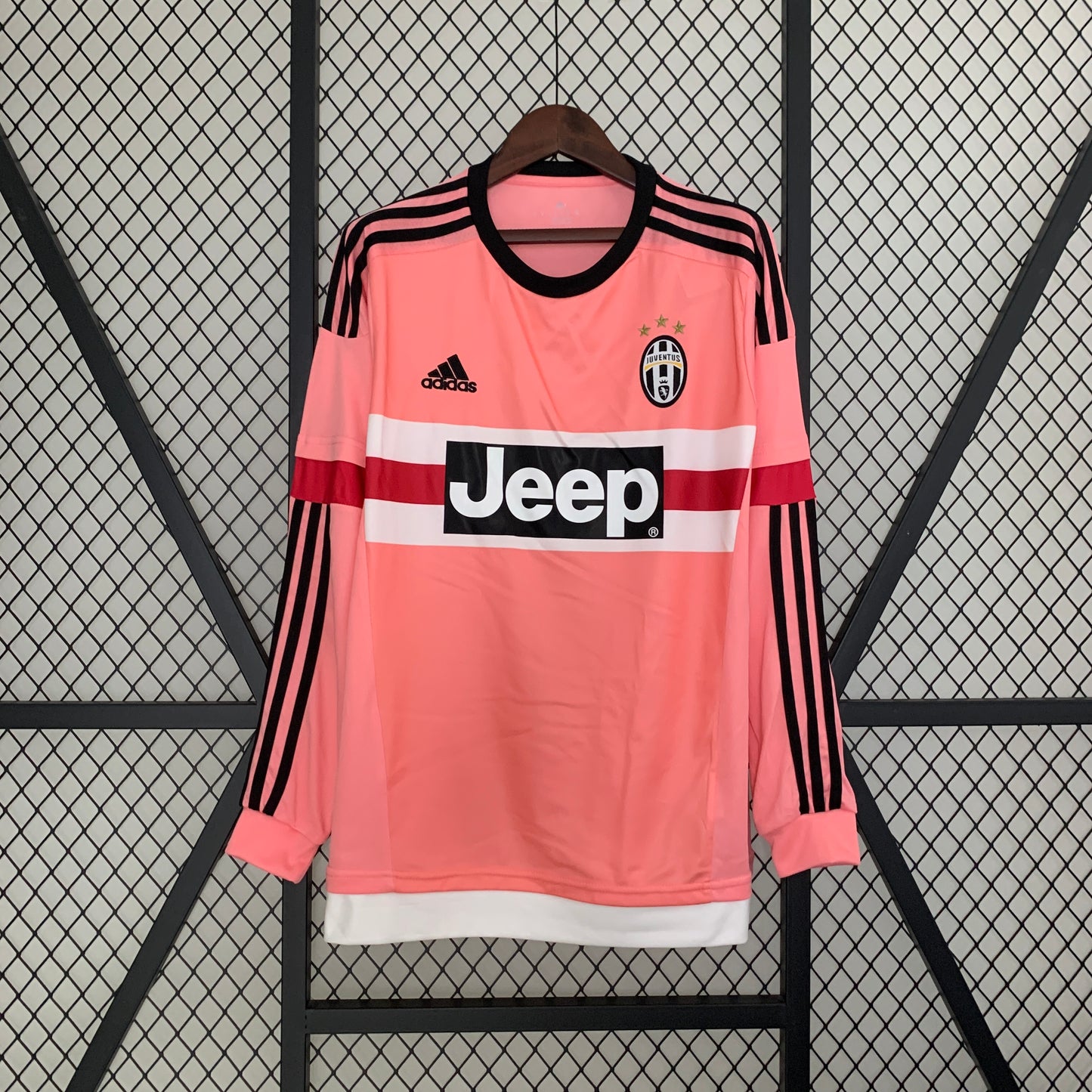 JUVENTUS RETRO AWAY LONG SLEEVE SHIRT 15/16