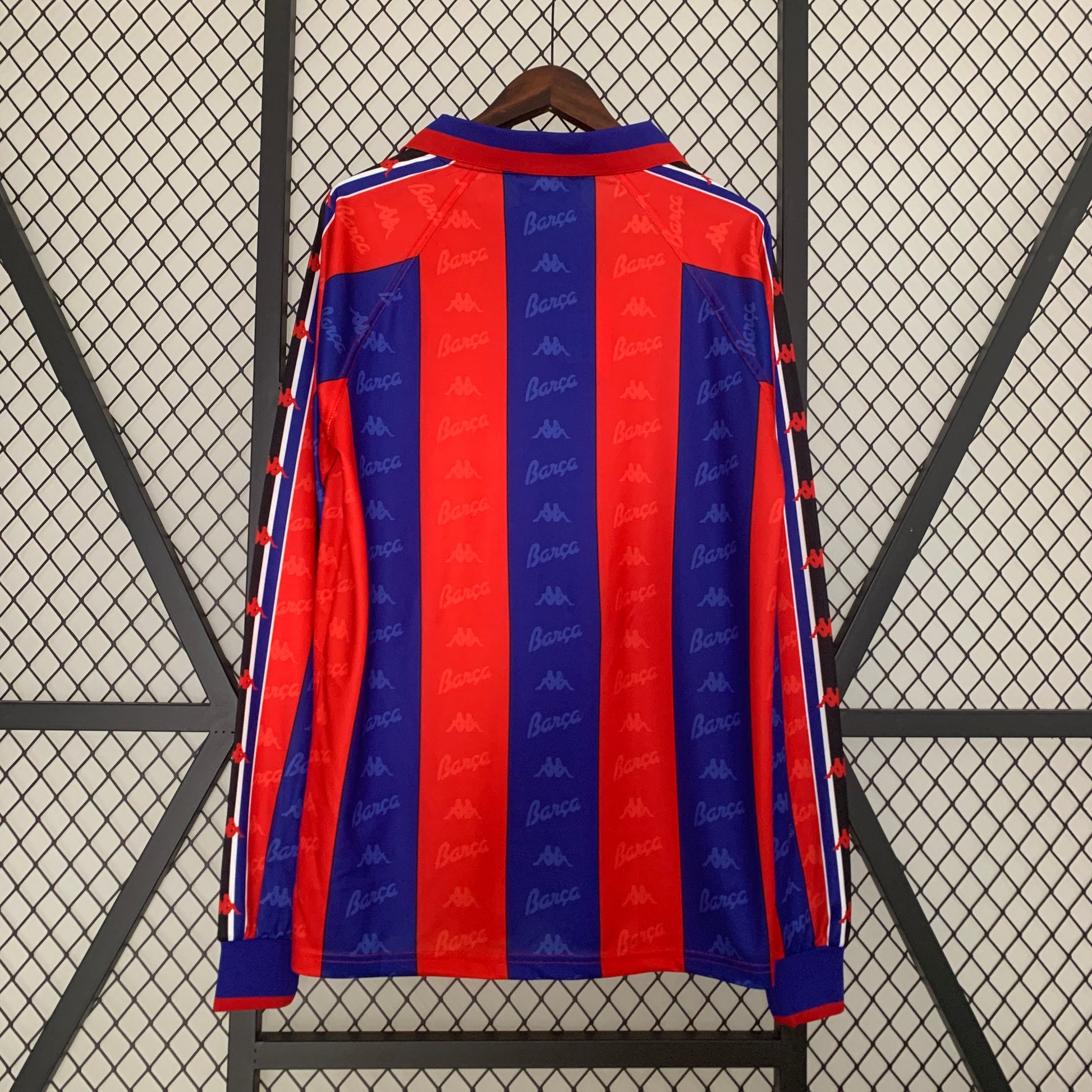 CAMISETA RETRO FC BARCELONA LOCAL MANGA LARGA 96/97 - La Casa del Fútbol