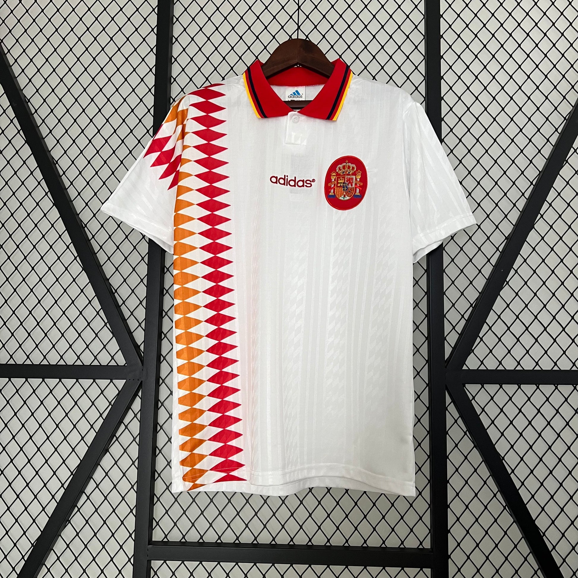 CAMISETA RETRO ESPAÑA VISITANTE 1994 - La Casa del Fútbol