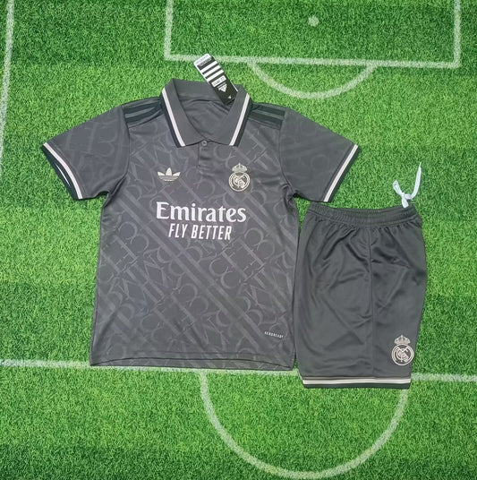 KIT NIÑO REAL MADRID TERCERA VISITANTE 24/25