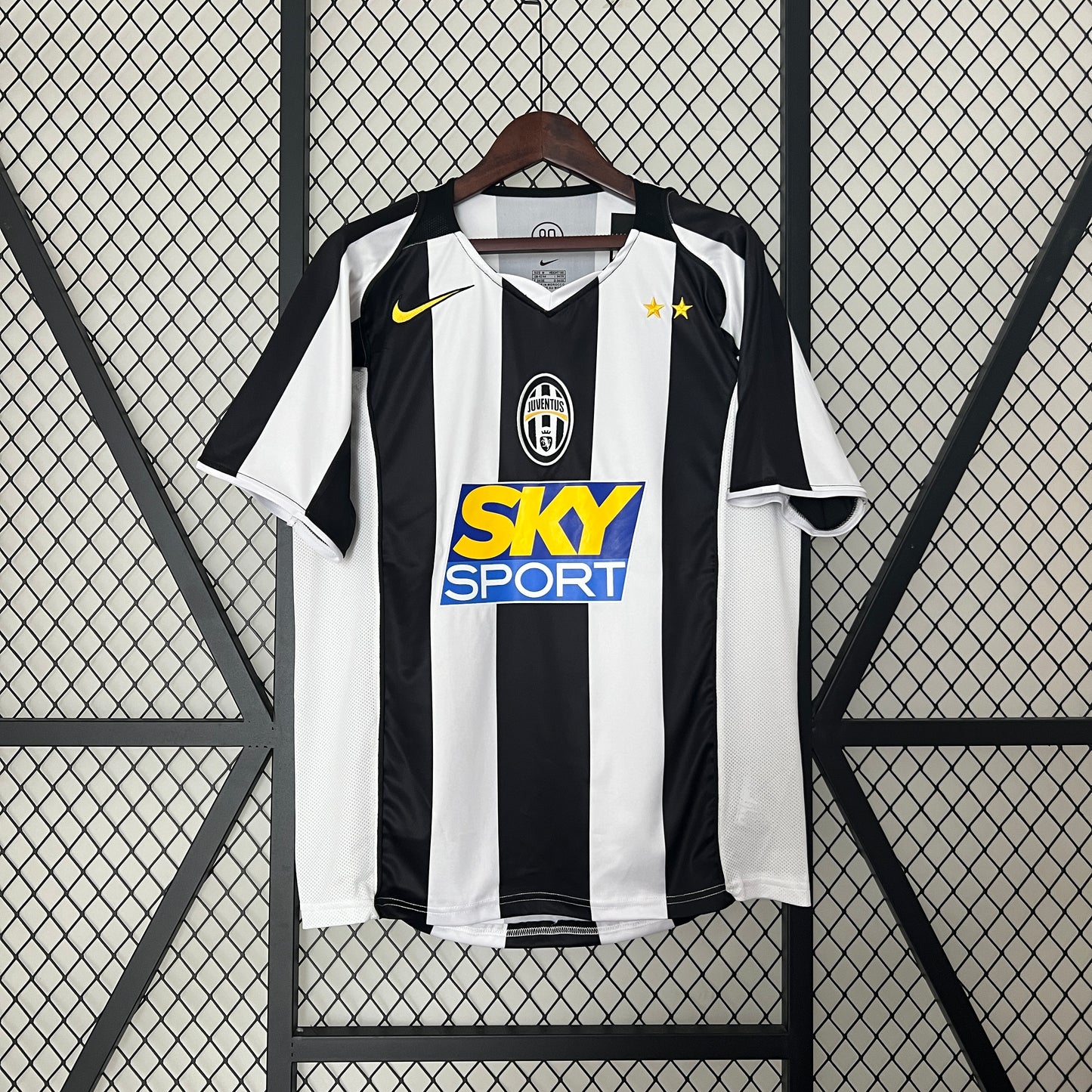 CAMISETA RETRO JUVENTUS LOCAL 04/05