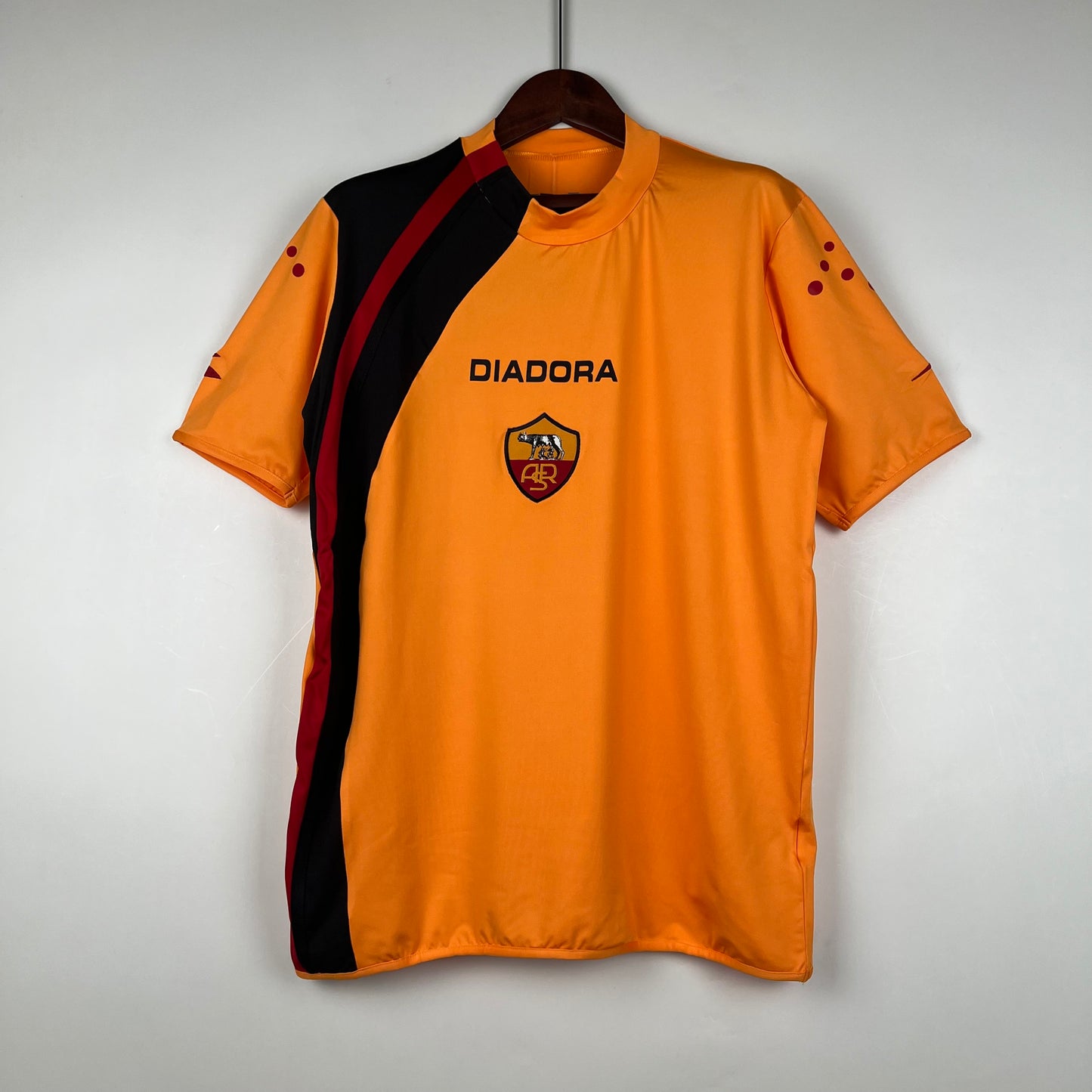 RETRO ROMA HOME SHIRT 05/06