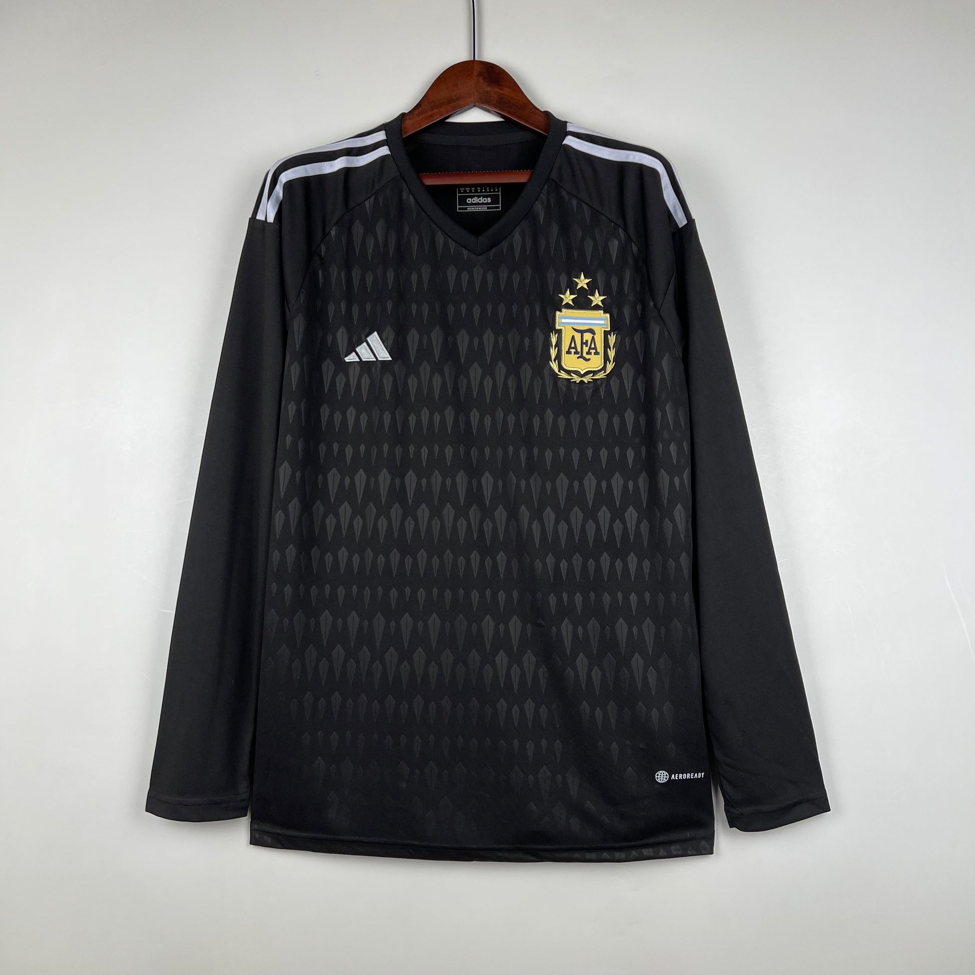 CAMISETA ARGENTINA PORTERO NEGRA MANGA LARGA 2023 - La Casa del Fútbol