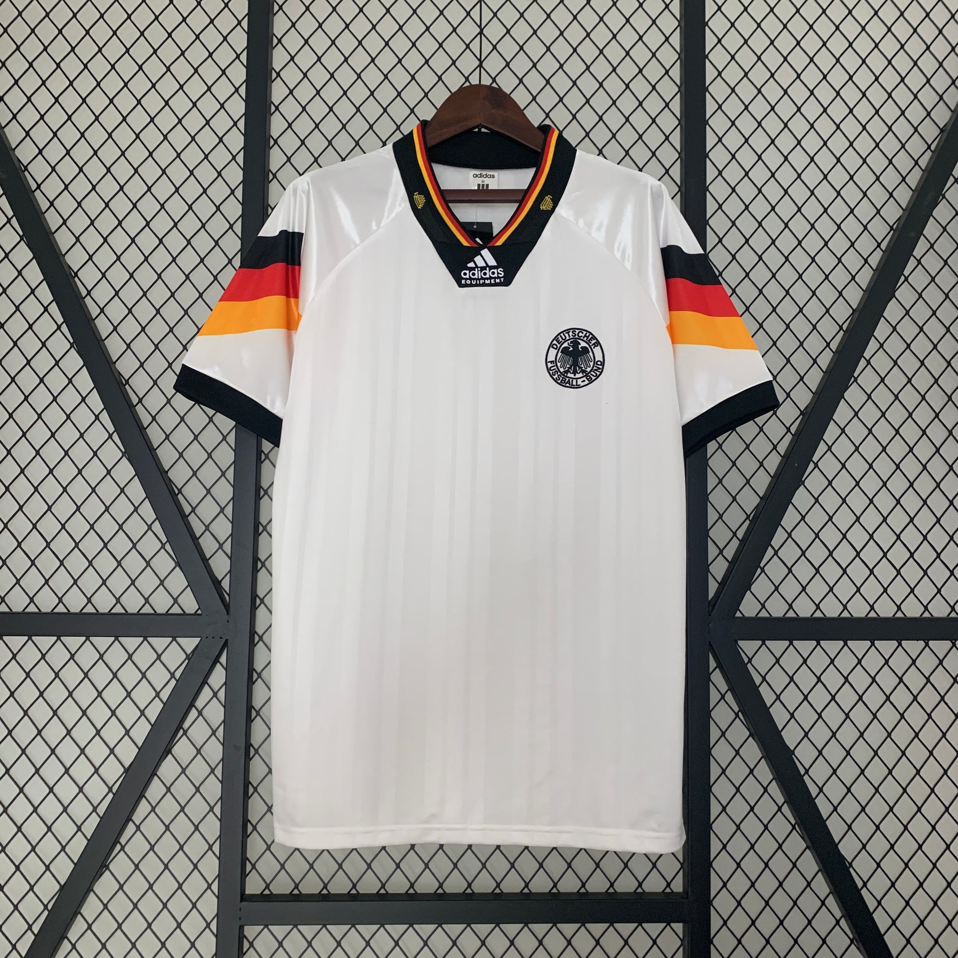 CAMISETA RETRO ALEMANIA LOCAL 1992 - La Casa del Fútbol