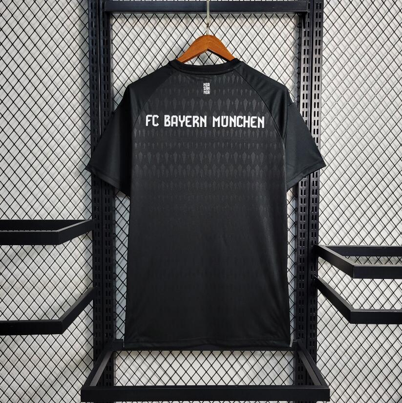 CAMISETA BAYERN DE MUNICH PORTERO NEGRA 23/24