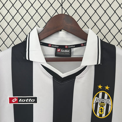 JUVENTUS HOME RETRO SHIRT 01/02