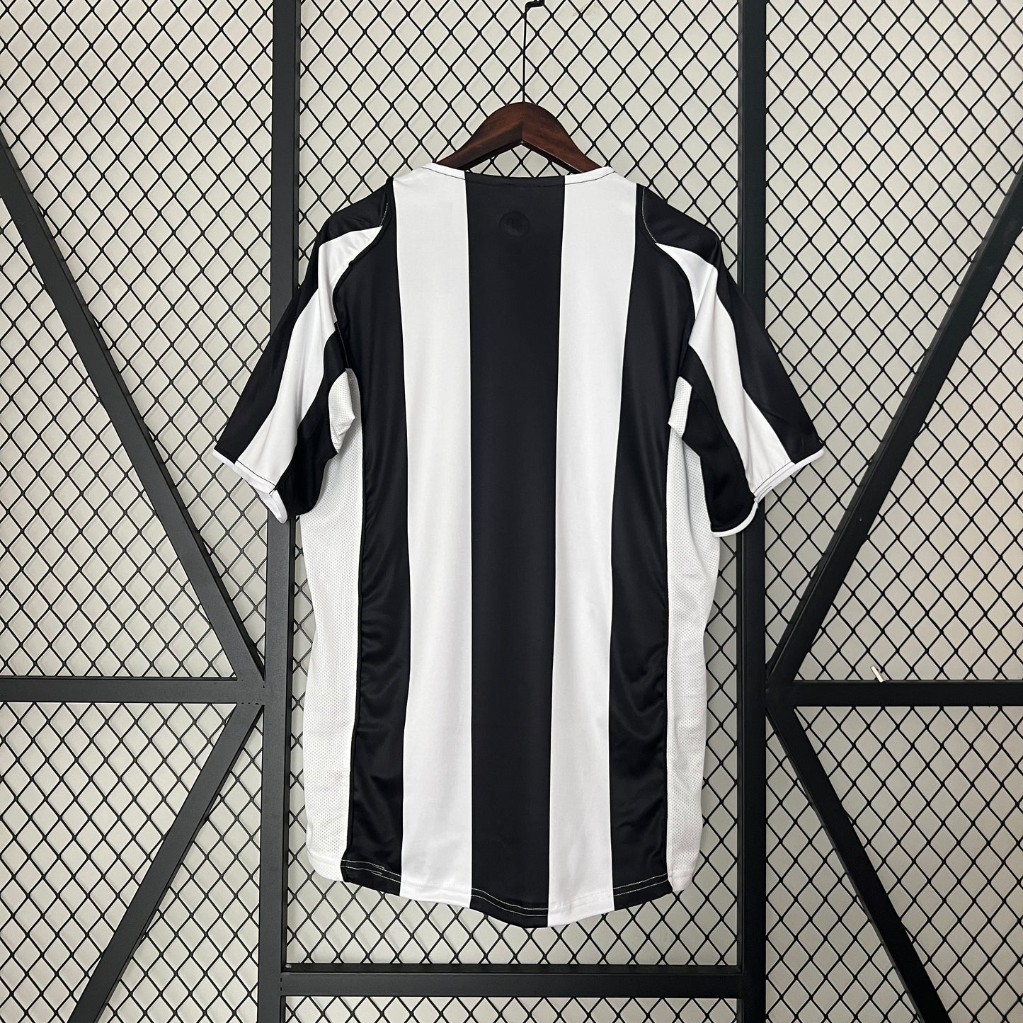 CAMISETA RETRO JUVENTUS LOCAL 04/05