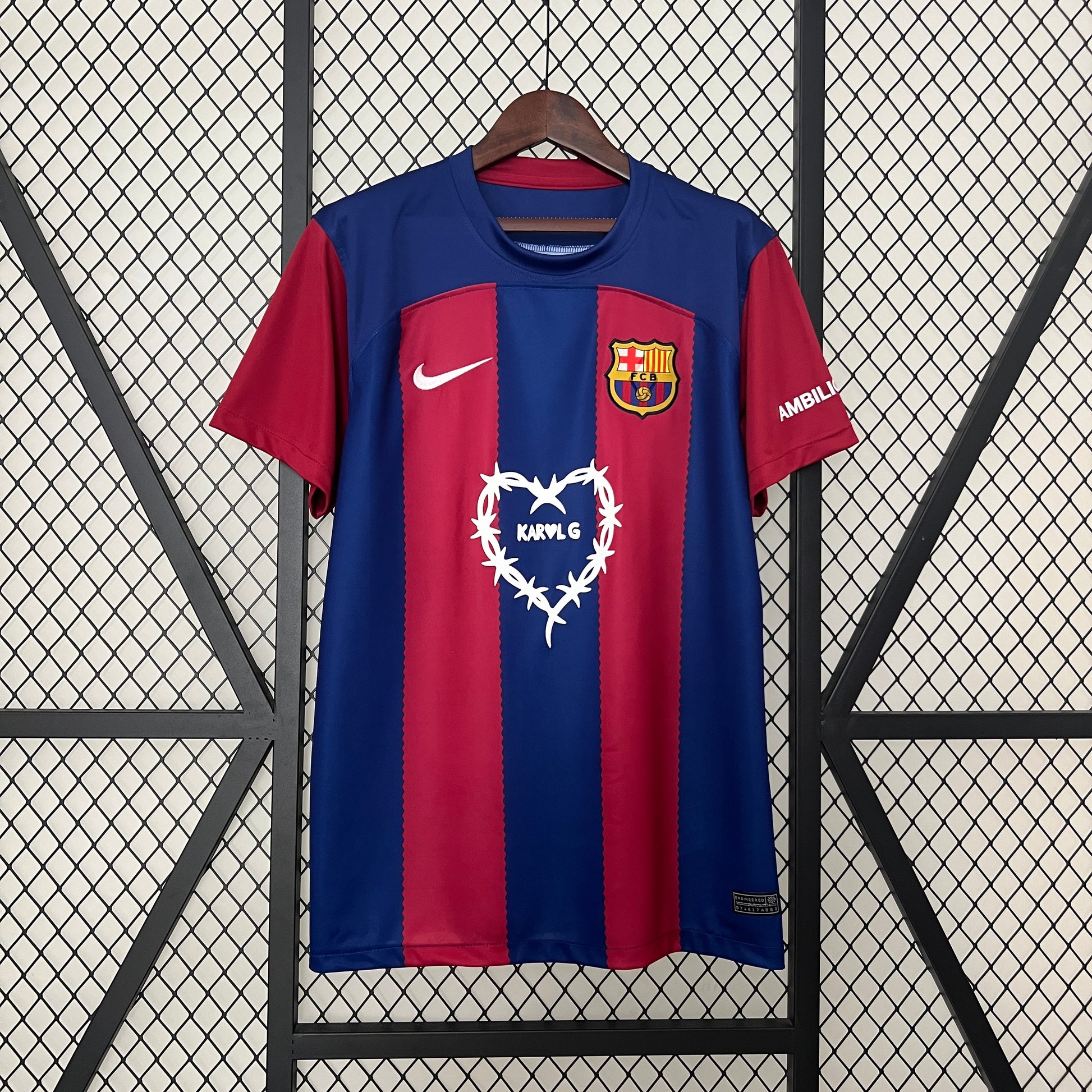 CAMISETA FC BARCELONA LOCAL KAROL G 23/24 - La Casa del Fútbol