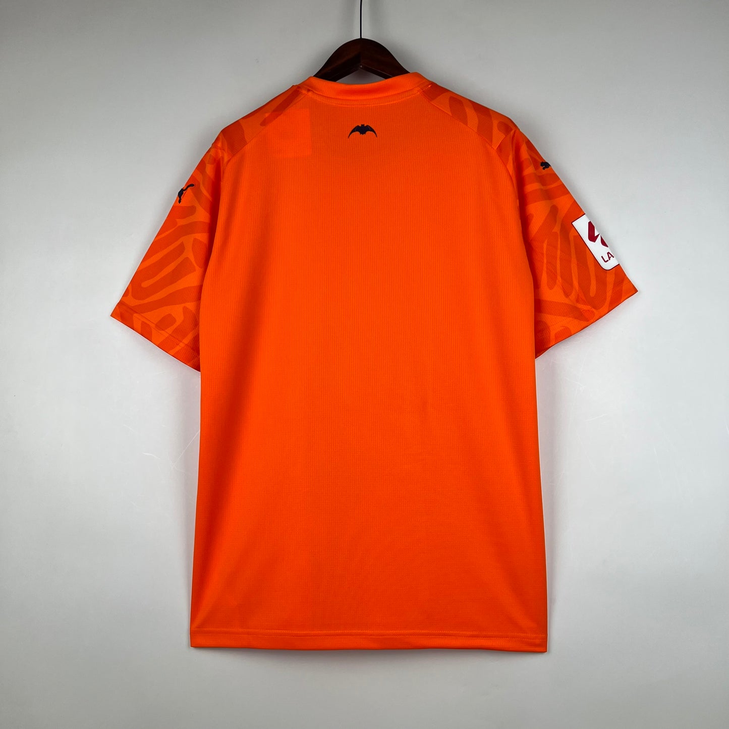 CAMISETA VALENCIA TERCERA VISITANTE 23/24 - La Casa del Fútbol