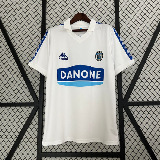 JUVENTUS RETRO WHITE SHIRT 90/92