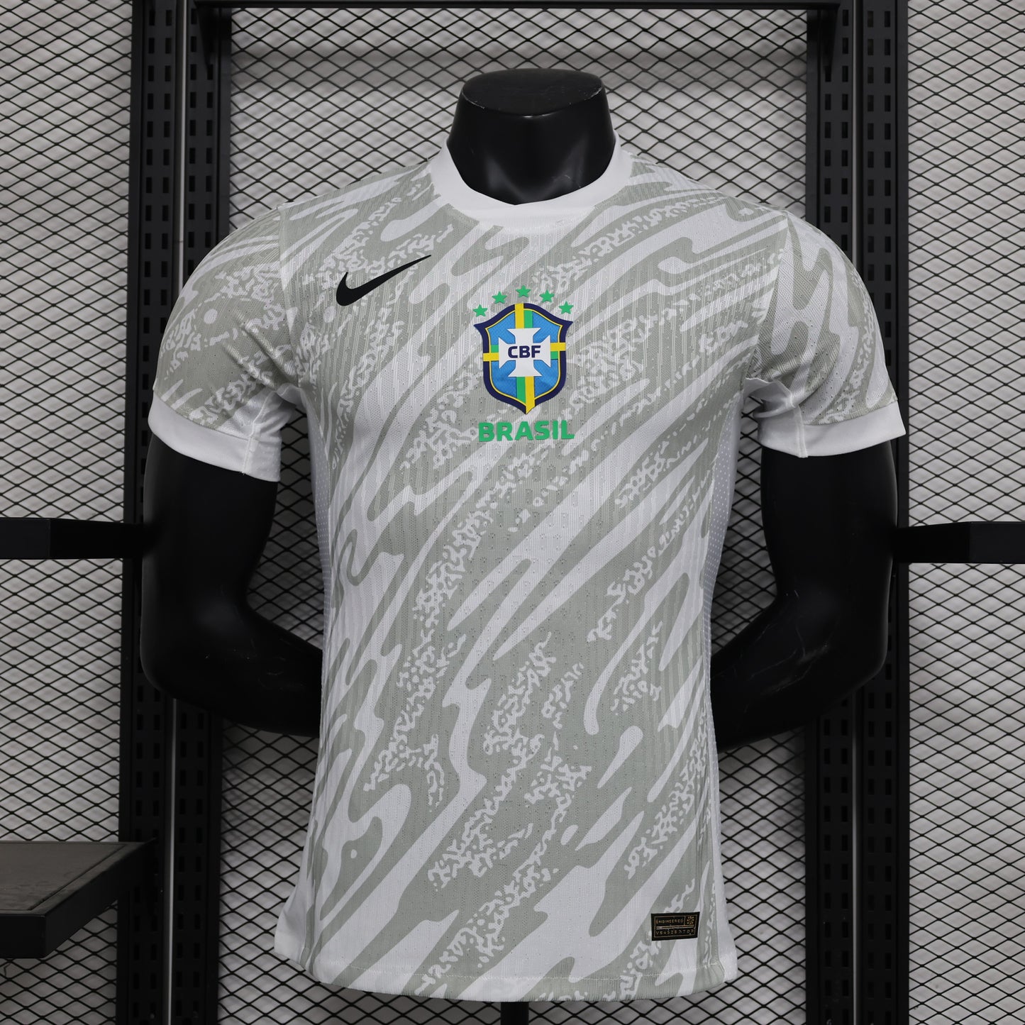 CAMISETA BRASIL BLANCA 2023 VERSIÓN JUGADOR - La Casa del Fútbol