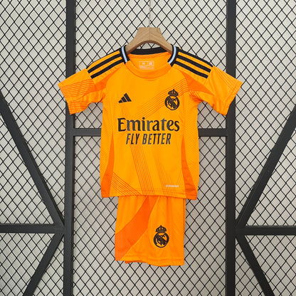 KIT NIÑO REAL MADRID VISITANTE 24/25