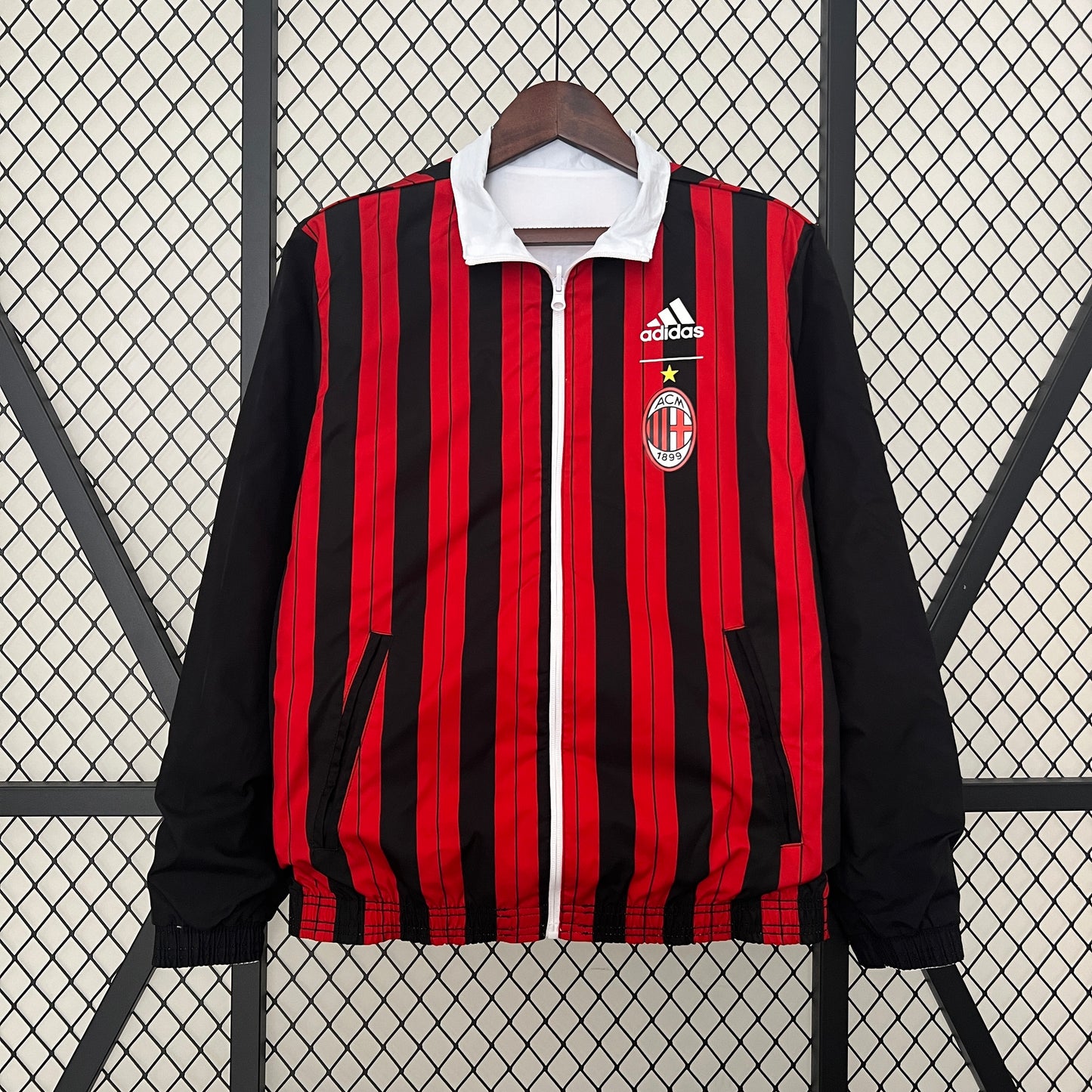 CHAQUETA REVERSIBLE AC MILAN 24/25